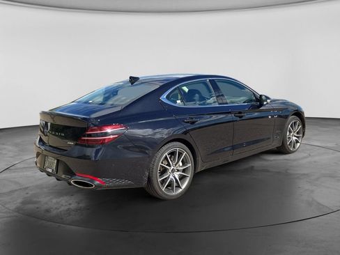 Used 2025 Genesis G70 2.5T AWD/4WD image 9