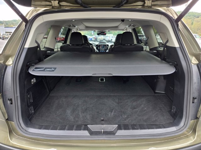 Used 2023 Subaru Ascent Limited w/ Technology Package AWD/4WD image 18