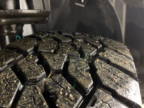 Used 2025 Jeep Compass Trailhawk image 35