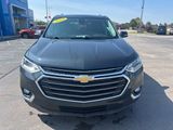 Used 2020 Chevrolet Traverse LT image 2