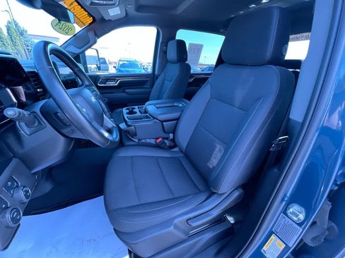 Used 2024 Chevrolet Silverado 2500 LT AWD/4WD image 14