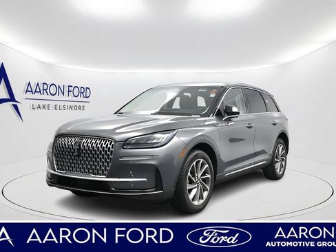 Used 2023 Lincoln Corsair FWD w/ Equipment Group 101A image 1
