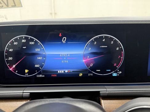 Used 2025 Mercedes-Benz GLE 350 4MATIC image 20