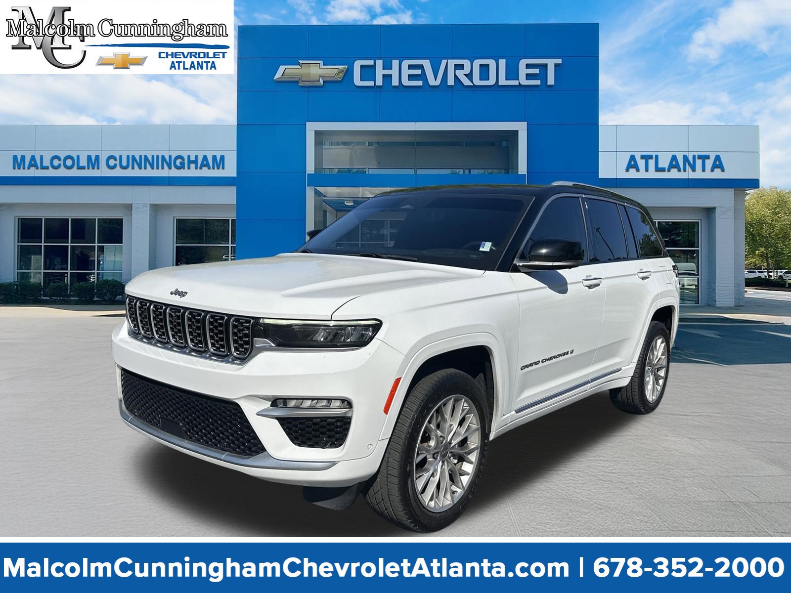 Used 2022 Jeep Grand Cherokee Summit w/ Adv Protech Group IV RWD image 1
