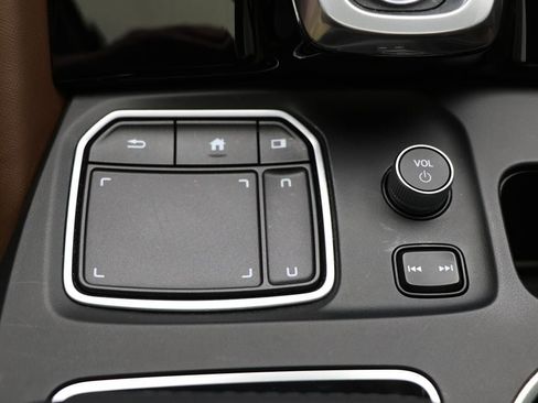 Used 2024 Acura MDX SH-AWD w/ Advance Package image 28