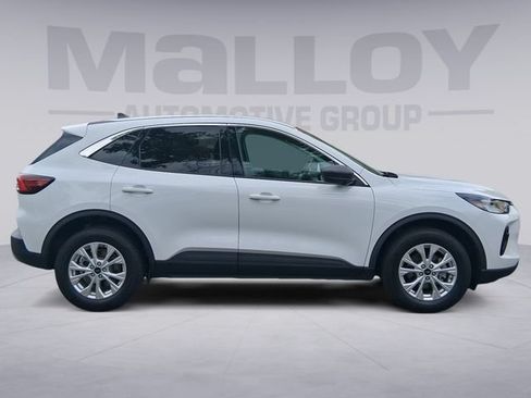 Used 2023 Ford Escape Active w/ Tech Pack #1 AWD/4WD image 6