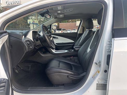 Used 2012 Chevrolet Volt Premium w/ Premium Trim Package image 4