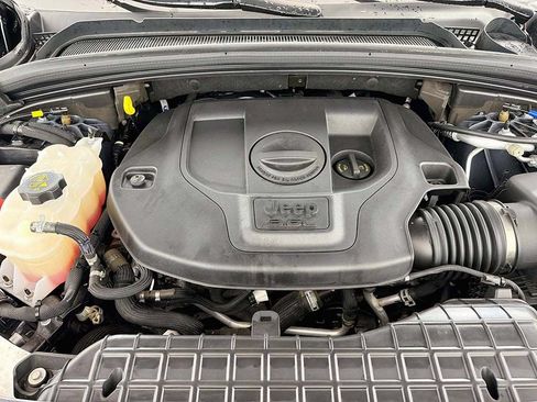Used 2023 Jeep Grand Cherokee L Summit AWD/4WD image 25