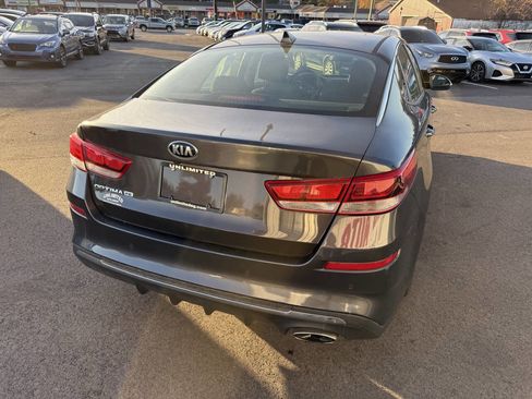 Used 2019 Kia Optima LX image 9