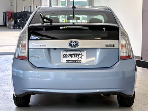 Used 2014 Toyota Prius Prime Advanced FWD image 5