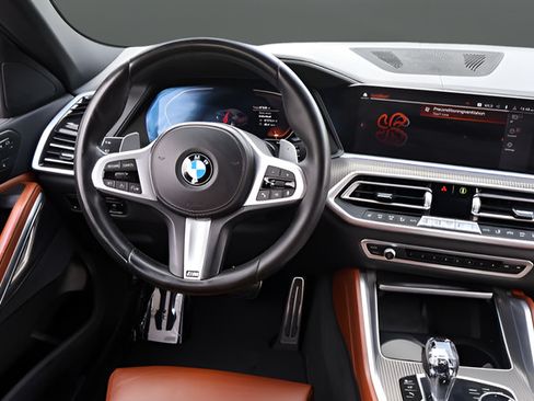 Used 2022 BMW X6 xDrive40i w/ Executive Package AWD/4WD image 17