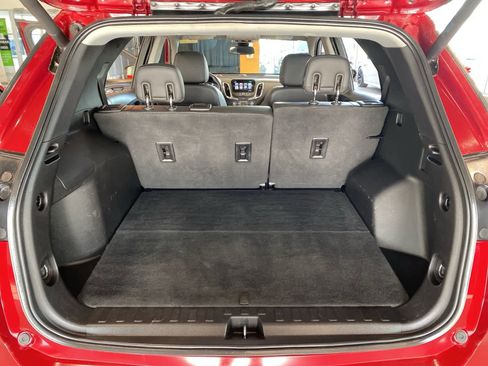 Used 2018 Chevrolet Equinox Premier image 30