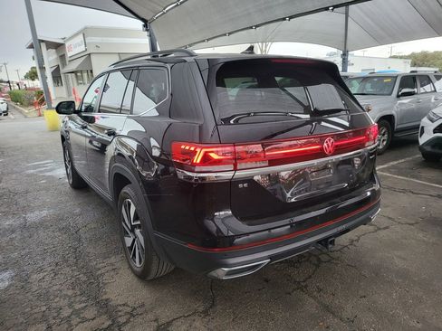 Used 2025 Volkswagen Atlas SE image 13