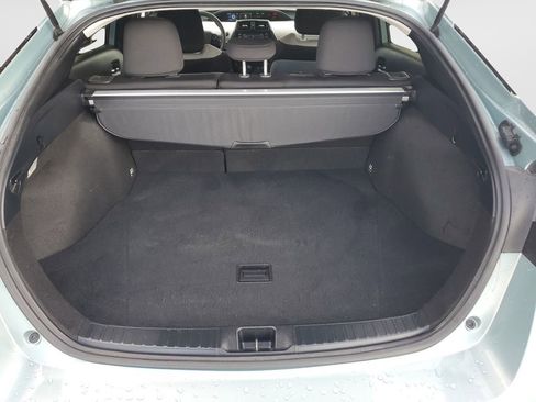 Used 2022 Toyota Prius LE FWD image 9