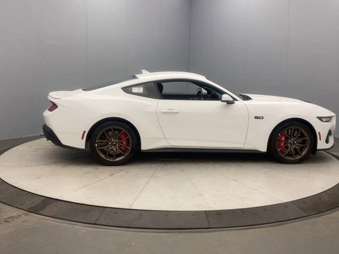 Used 2024 Ford Mustang GT Premium RWD image 6