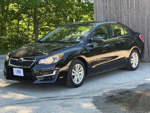 Used 2015 Subaru Impreza 2.0i Premium AWD/4WD image 3