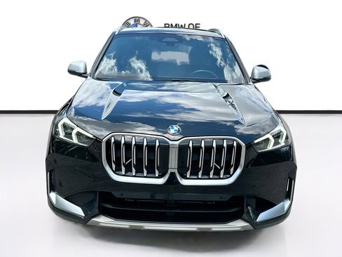 Certified 2023 BMW X1 xDrive28i w/ Convenience Package AWD/4WD image 2