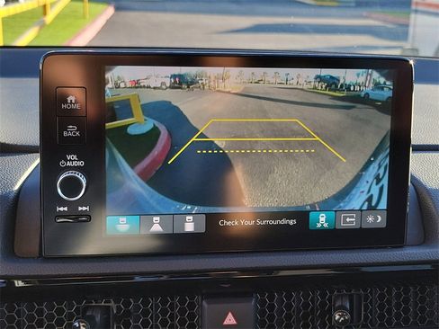 Used 2023 Honda CR-V EX-L image 10