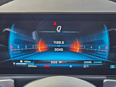 Certified 2025 Mercedes-Benz GLB 35 AMG 4MATIC image 11