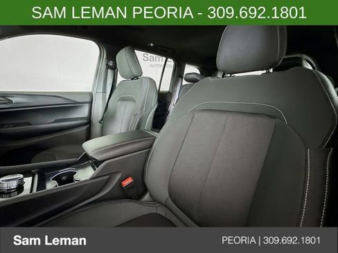 New 2025 Jeep Grand Cherokee Laredo X w/ Luxury Tech Group I image 20