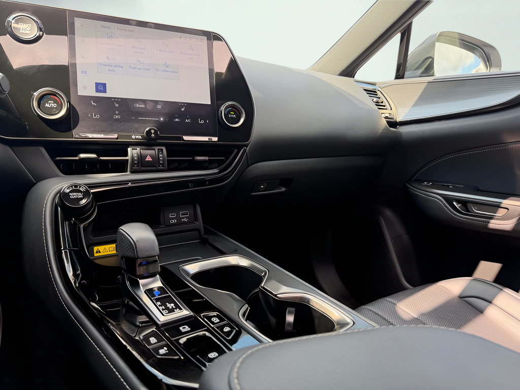 Used 2024 Lexus NX 350 F Sport AWD/4WD image 42