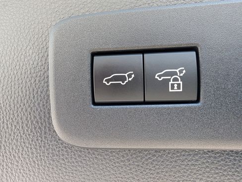 Certified 2025 Lexus GX 550 w/ Accessory Package (2T) AWD/4WD image 15