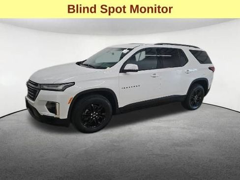 Used 2023 Chevrolet Traverse LT w/ Midnight/Sport Edition AWD/4WD image 4