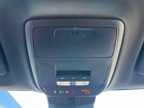 Certified 2026 Buick Enclave Sport Touring w/ Power Package FWD image 36