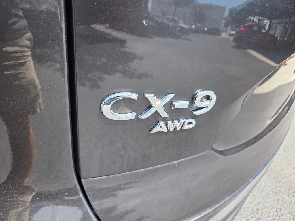 Used 2023 MAZDA CX-9 Touring Plus AWD/4WD image 12