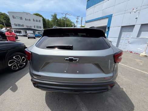 New 2026 Chevrolet Trax RS w/ Driver Confidence Package FWD image 4
