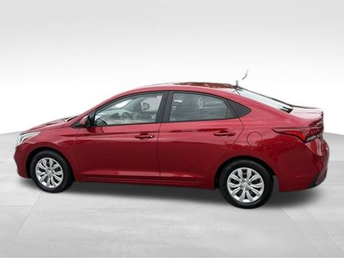 Used 2020 Hyundai Accent SE FWD image 30