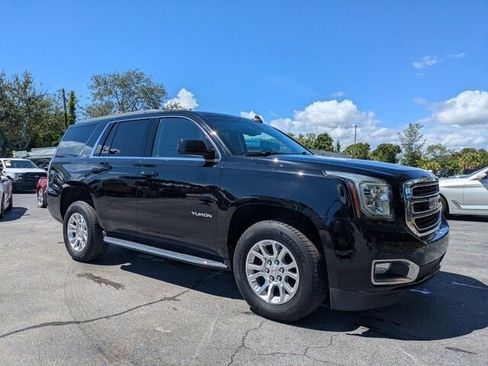 Used 2020 GMC Yukon SLT w/ Open Road Package image 9