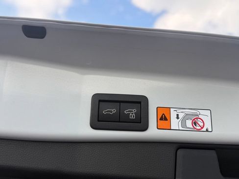 Certified 2026 Toyota RAV4 Limited AWD/4WD image 18
