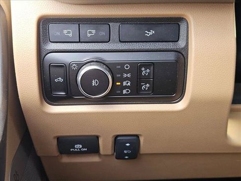 Used 2024 Ford F250 Lariat w/ Chrome Package AWD/4WD image 14