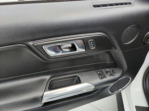 Used 2015 Ford Mustang GT Premium RWD image 19