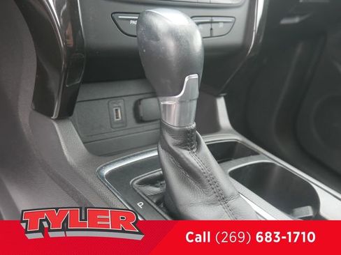 Used 2017 Ford Escape Titanium AWD/4WD image 36