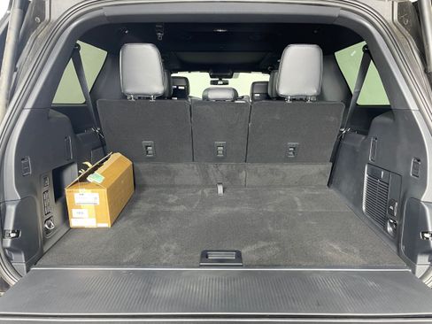 New 2026 Ford Expedition Max Platinum w/ Stealth Performance Package AWD/4WD image 7