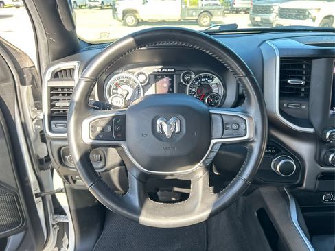 Used 2020 RAM 1500 Lone Star RWD image 16