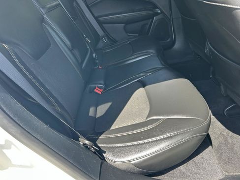 Used 2018 Jeep Compass Latitude w/ Popular Equipment Group FWD image 11