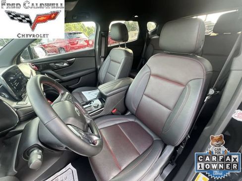 Used 2025 Chevrolet Blazer RS FWD image 24