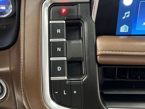 Used 2022 Chevrolet Tahoe High Country image 55