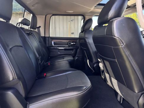 Used 2017 RAM 2500 Laramie w/ Convenience Group image 11