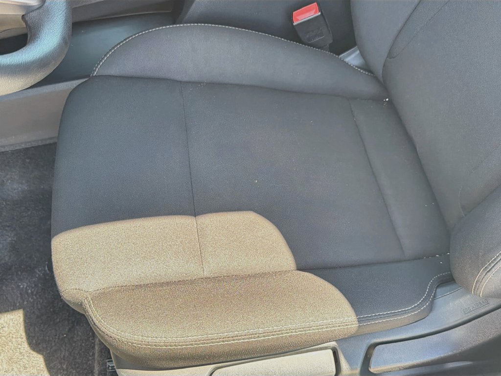 Used 2025 Nissan Rogue S FWD image 17