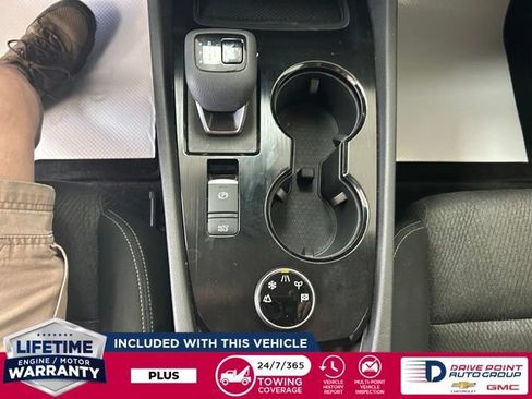 Used 2024 Nissan Rogue SV AWD/4WD image 20
