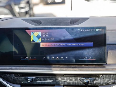 Used 2024 BMW X5 xDrive50e w/ Premium Package image 15