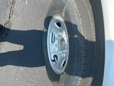 New 2025 Chevrolet Express 3500 w/ Power Convenience Package image 21