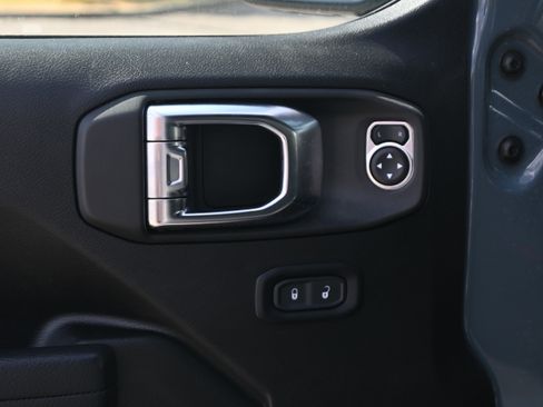 Used 2025 Jeep Wrangler Unlimited Rubicon 4xe w/ Convenience Group image 30