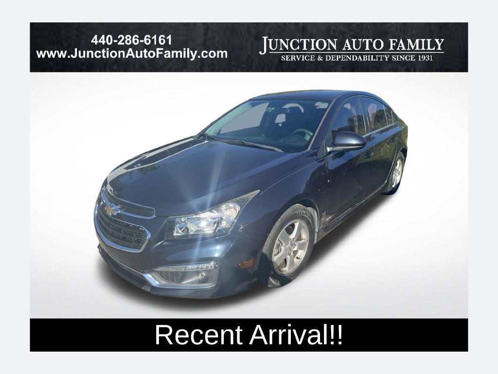 Used 2015 Chevrolet Cruze LT FWD image 1