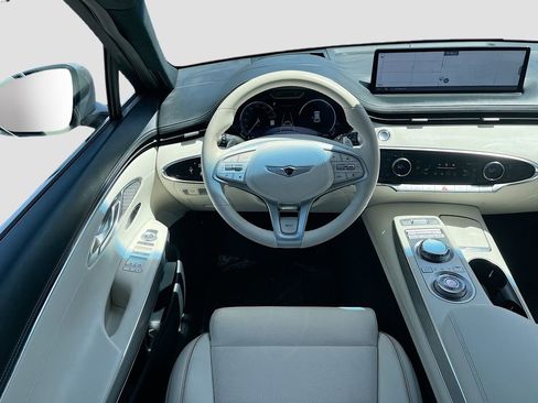 Used 2025 Genesis Electrified GV70 w/ Prestige Package AWD/4WD image 24