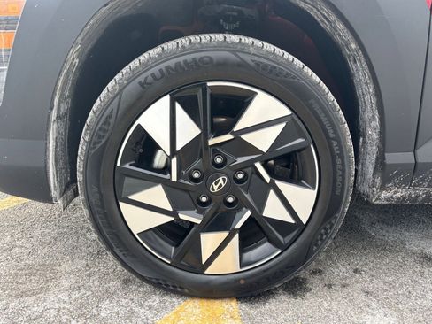 Used 2025 Hyundai Kona SEL image 25